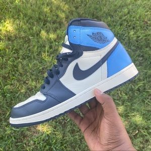Air Jordan 1 Retro High OG “Obsidian”